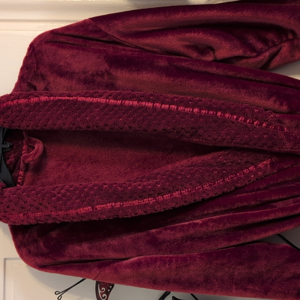 Bathrobe - Picture 2 of 3